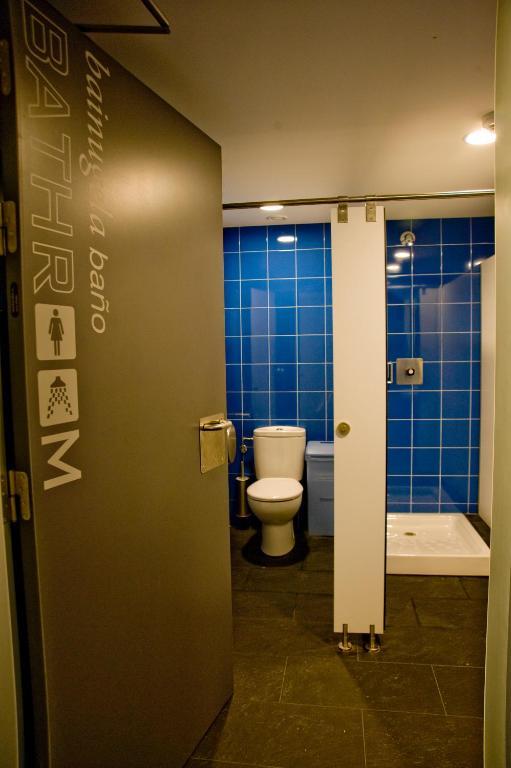 Bbk Bilbao Good Hostel 外观 照片