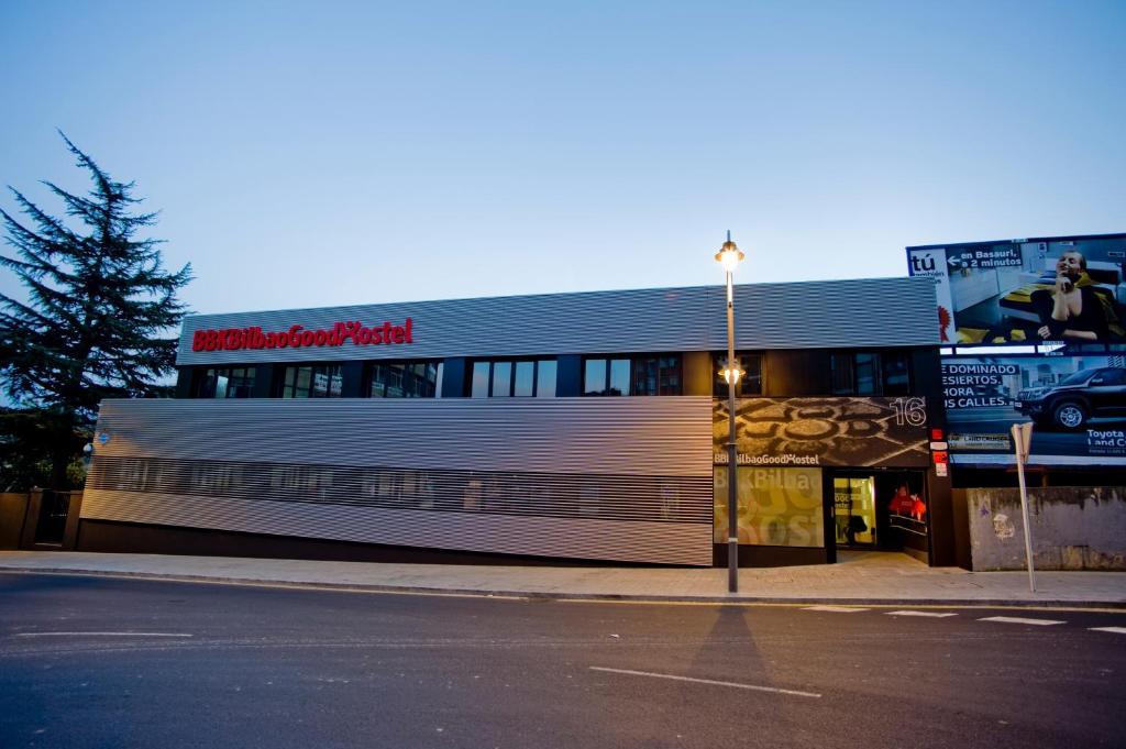 Bbk Bilbao Good Hostel 外观 照片