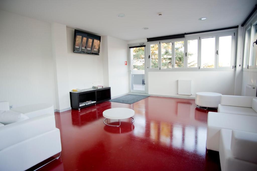 Bbk Bilbao Good Hostel 外观 照片