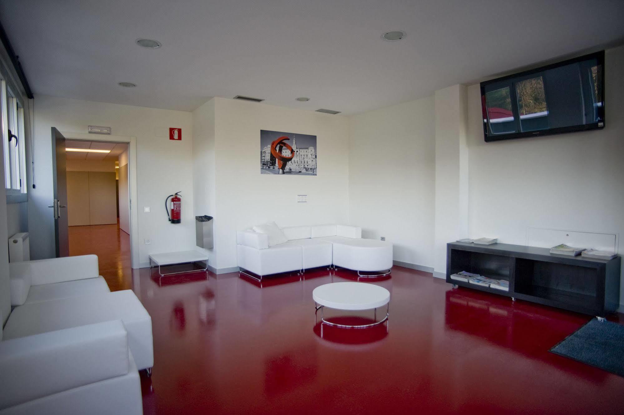 Bbk Bilbao Good Hostel 外观 照片